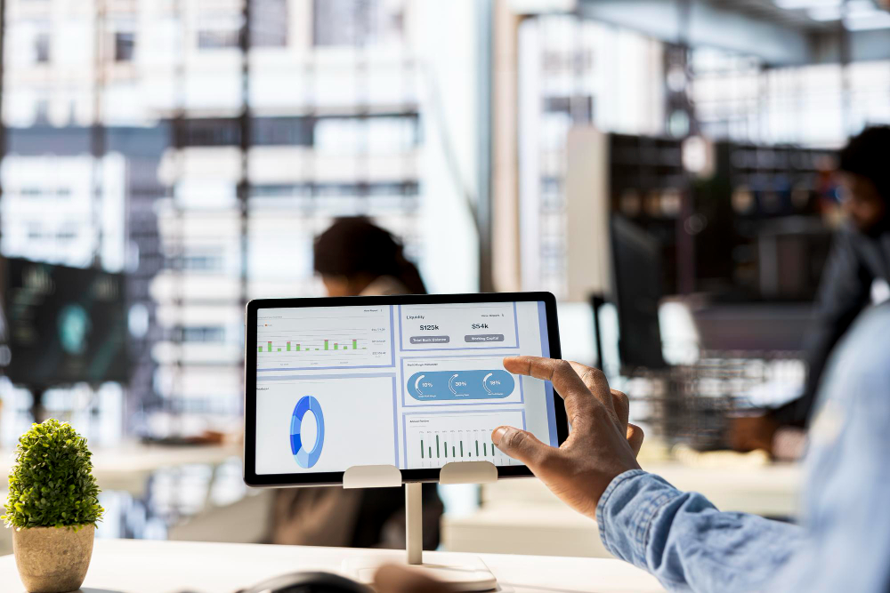 تحويل الأفكار إلى حلول رقمية مبتكرة: أنظمة ERP المخصصة